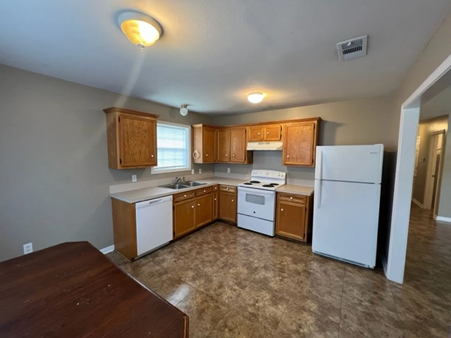 4334 Eileen Street — Photo 3