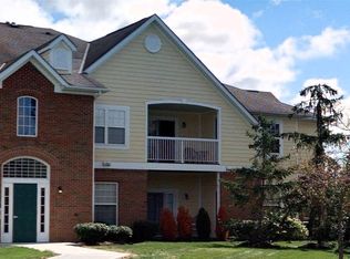7742 Essex Gate Dr S, Dublin, OH 43016