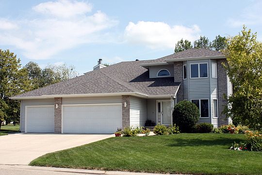 1st image of 2318 River Dr N