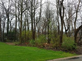 Cherrywood Cir NW, Massillon, OH
