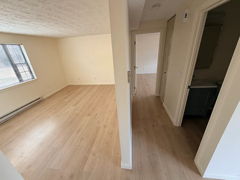 10 Penwood Dr #5 — Photo 7