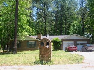 320 River Oak Dr, Riverdale, GA 30274