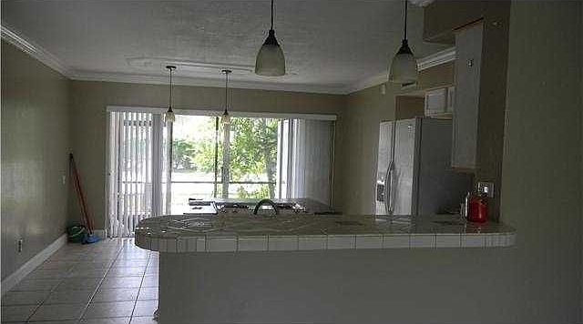 1st image of 5252 NE 6th Ave #B31