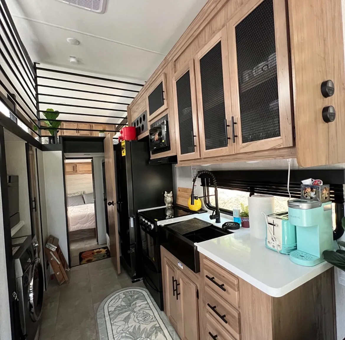2 bed, 500 sqft, $2,750 — Photo 1
