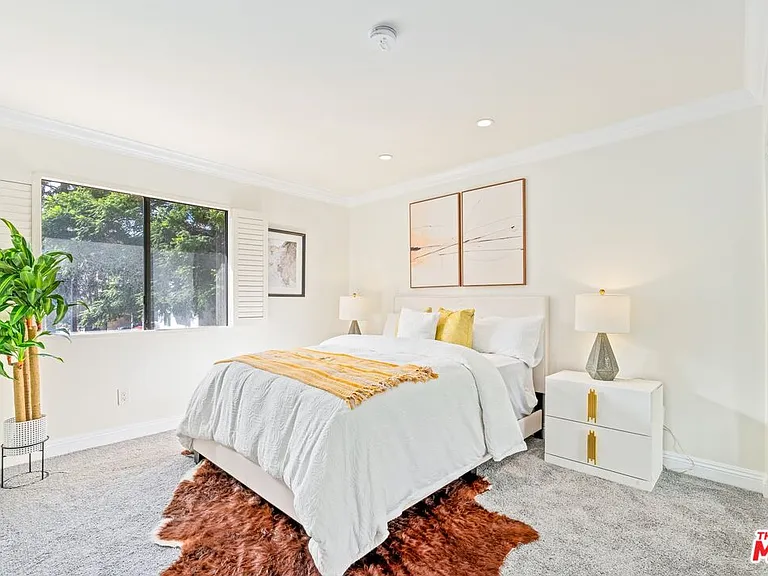 1716 Brockton Ave #101 — Photo 18