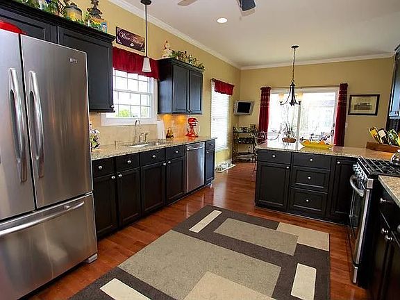 Upgraded Kitchen