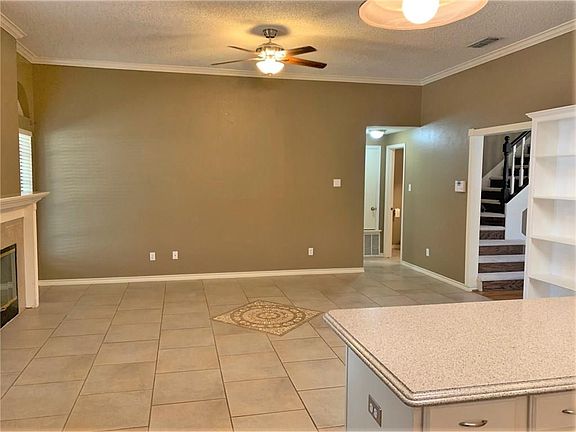 5th image of 7406 Lake Como Dr