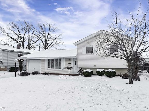 4th image of 24833 Chase Dr
