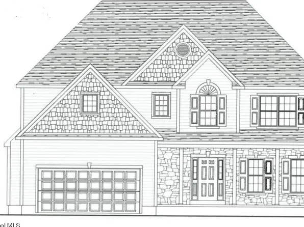 25 Sterling Ridge Ridge, Loudonville, NY 12211