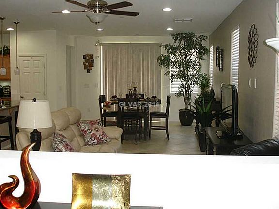 3rd image of 173 S Tuscan Shadow St