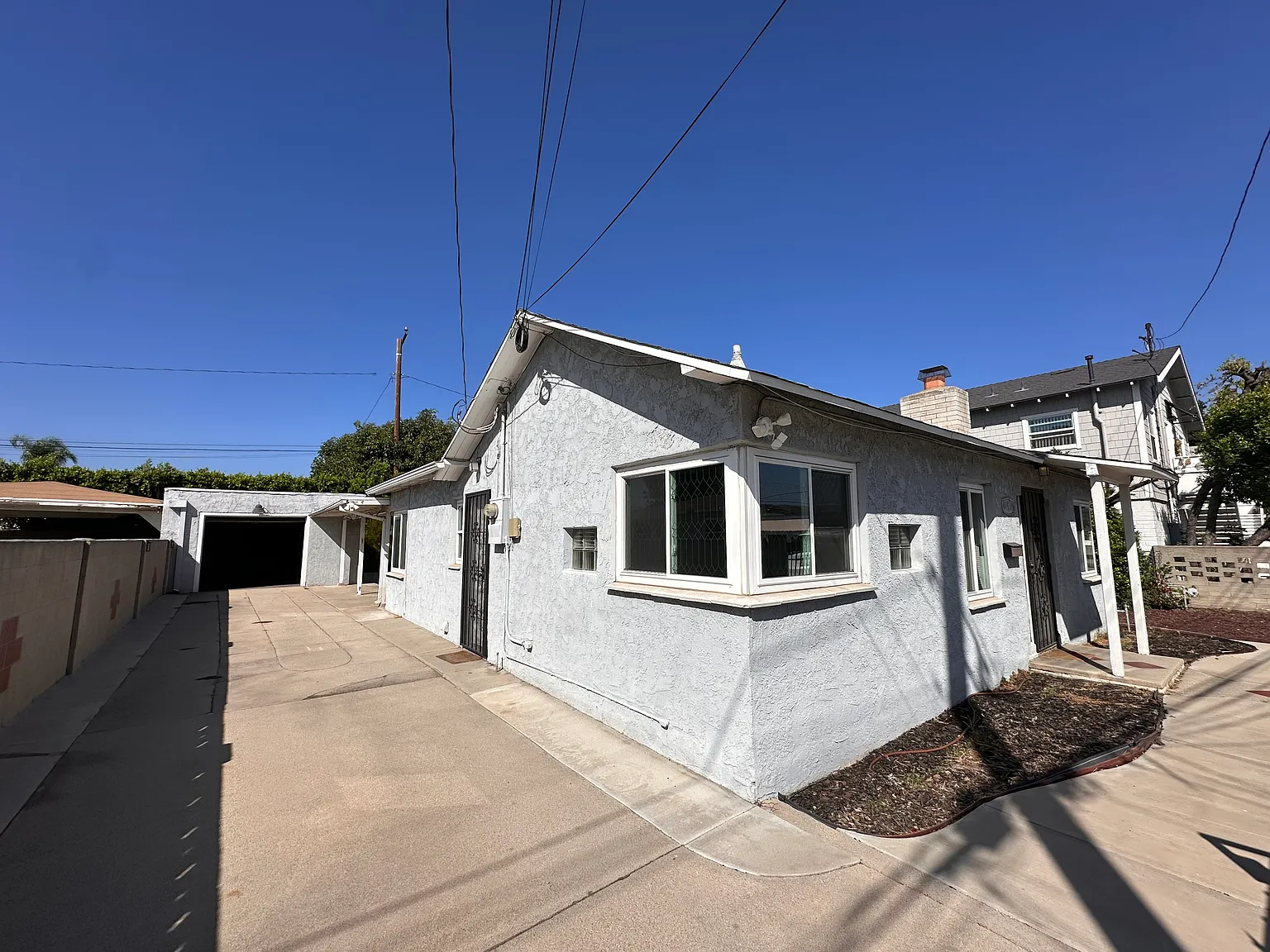 2 bed, 992 sqft, $2,900 — Photo 1