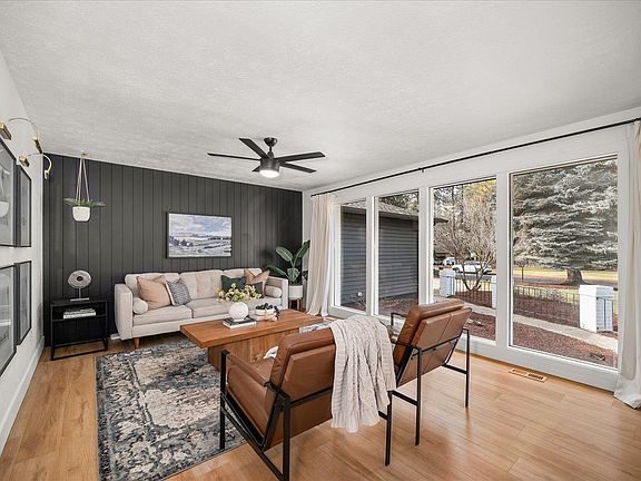 5th image of 18010 N Saddle Hill Rd