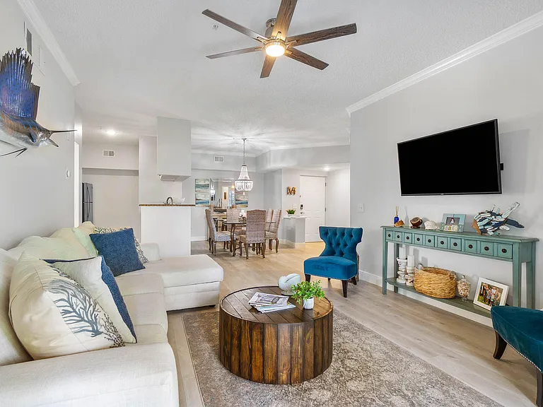 2408 Tuscany Way #2408 — Photo 10