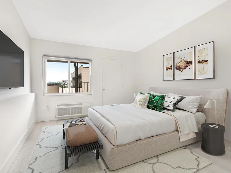 512-514 Observer Hwy #4W — Photo 14