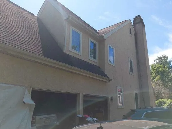 5006 Brittany Ln, Bryn Mawr, PA 19010