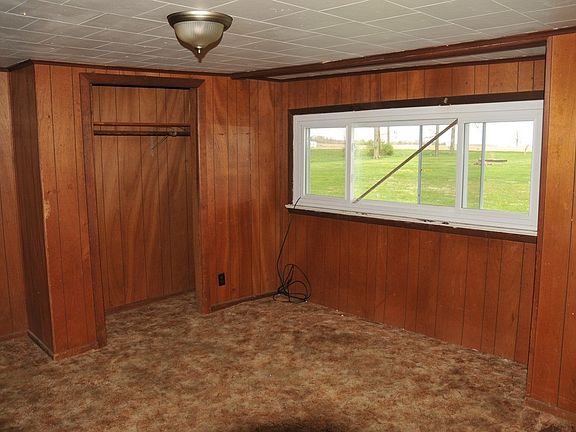 4th image of 2300 W County Road 700 S