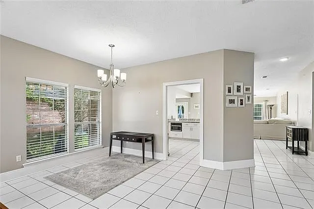 321 Westwood Dr — Photo 6
