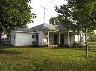 6398 E Springtown Rd, Bruceville, IN 47516