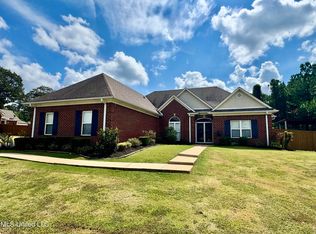 755 Salem Ave, Holly Springs, MS 38635
