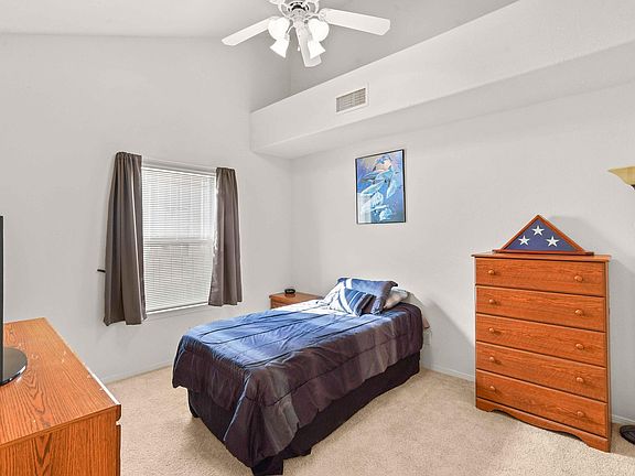 4th image of 665 Paseo Del Mar Dr
