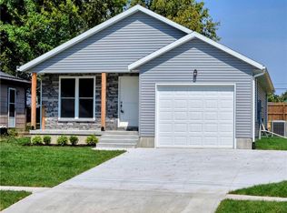 449 E Market St, Warrensburg, MO 64093