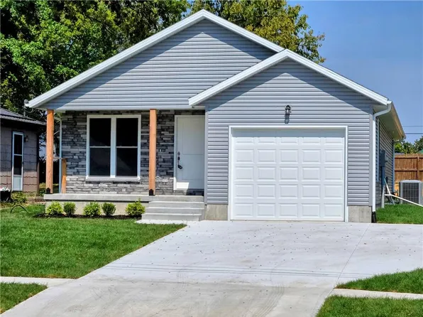 449 E Market St, Warrensburg, MO 64093