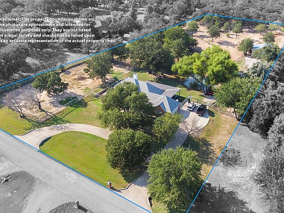 4th image of 210 Saddle Club Rd