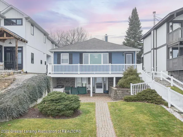 6285 W Reynolds Rd, Haslett, MI 48840