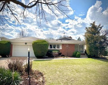 5200 Clausen Ave, Western Springs, IL, 60558
