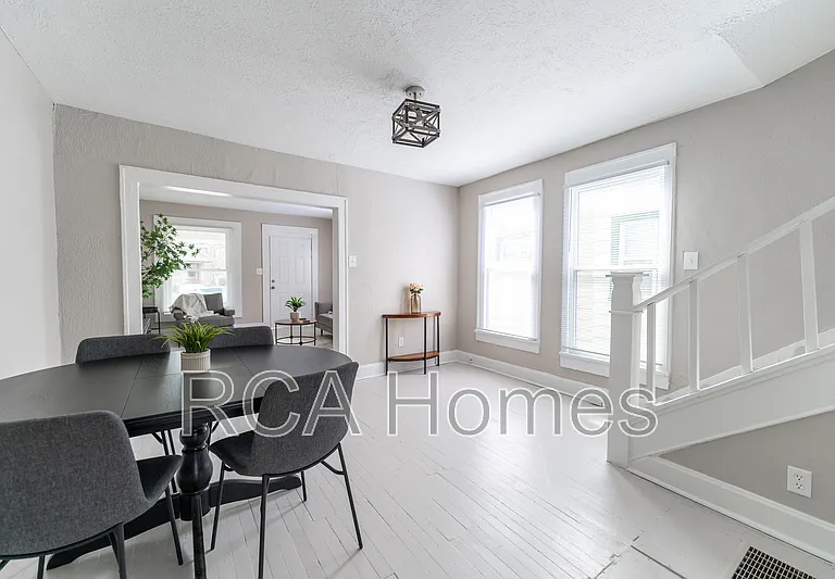 3622 N Capitol Ave — Photo 7
