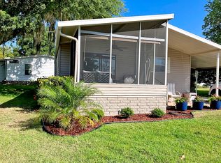 38 Sugarboat Dr #300, Leesburg, FL 34788
