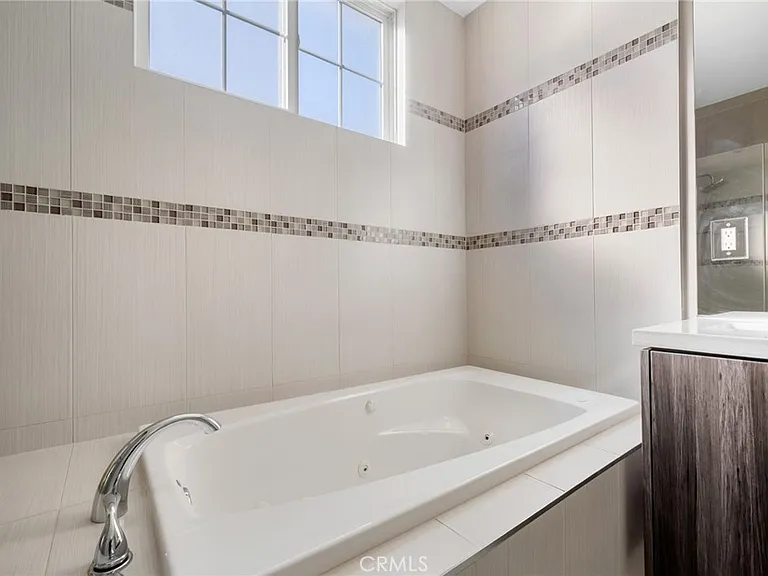 342 Myrtle St #302 — Photo 21