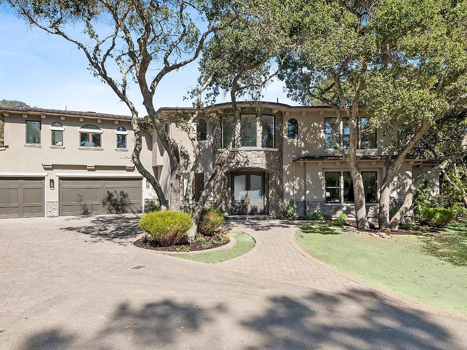 1st image of 445 Golden Oak Dr