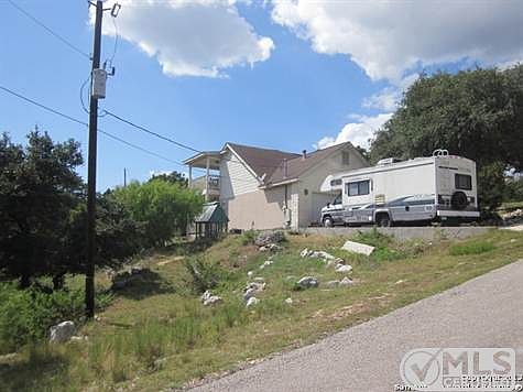1st image of 130 Assiniboia Dr