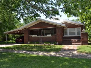 623 Main St, Florence, KS 66851