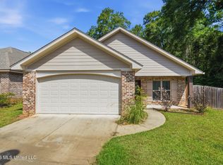 13 Sienna Ln, Sumrall, MS 39482