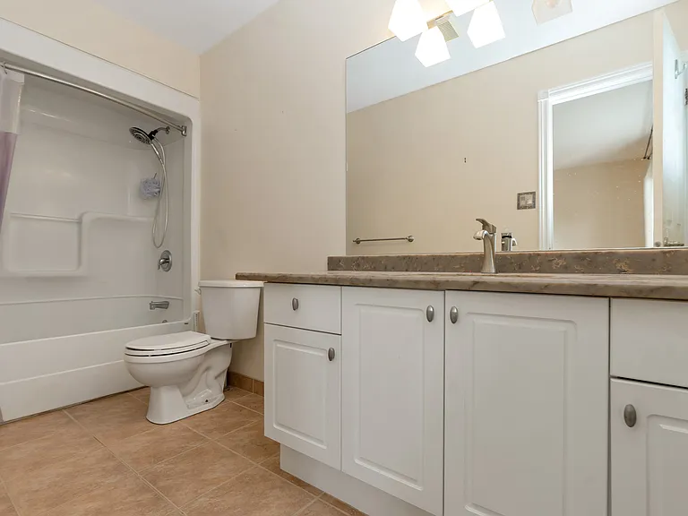 49 Logan Ct #UL - 49 LOGAN CRT — Photo 26