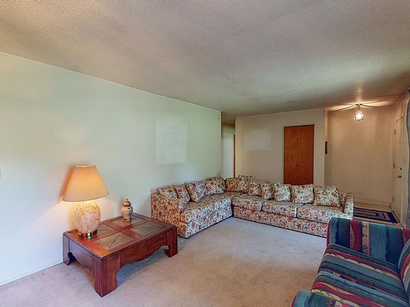 5th image of 5621 Crestwood Dr