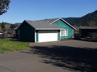 8050 Azalea Glen Rd, Glendale, OR 97442