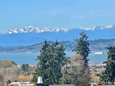 556 Holly Drive, Edmonds, WA, 98020