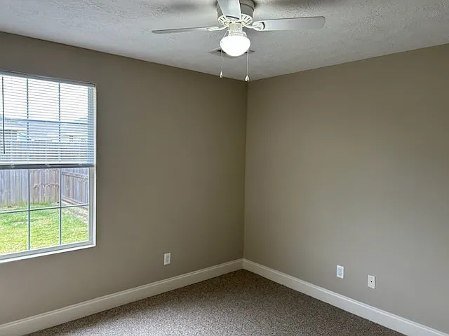 5057 Coopershill Dr — Photo 7