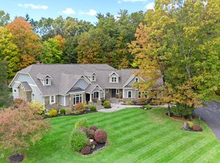 25 Foxhound Run, Saratoga springs, NY 12866