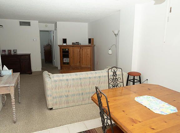 3rd image of 108 Paradise Harbour Blvd APT 409
