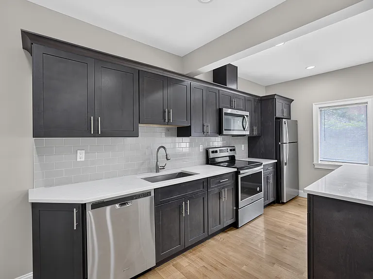 14 Church St #2D — Photo 3