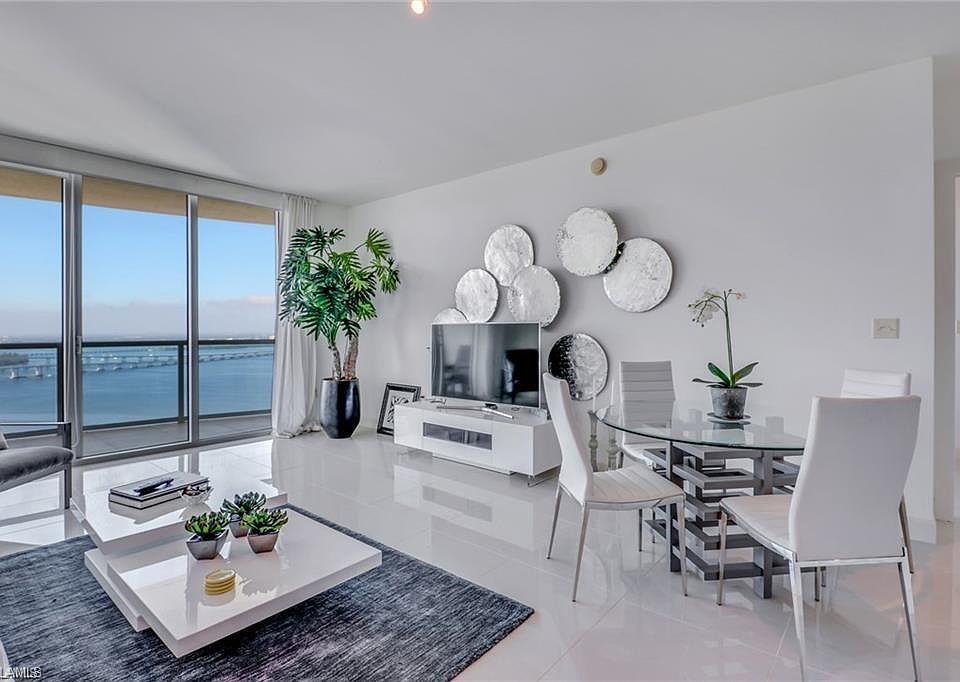 1st image of 3000 Oasis Grand Blvd APT 3005