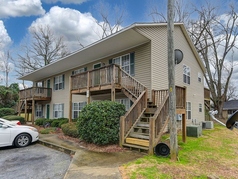 2nd image of 124 Hazelwood Ct