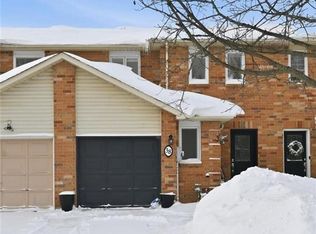 38 Grindstone Way, Hamilton, ON L9H 7B7