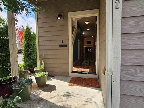 2nd image of 6102 NE 81st Avenue