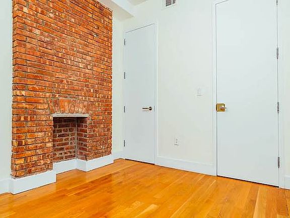 2nd image of 299 Throop Ave APT 3