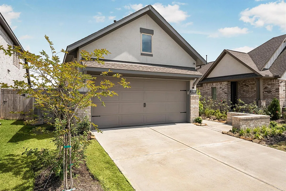 Building Photo - 21107 Armstrong County Dr